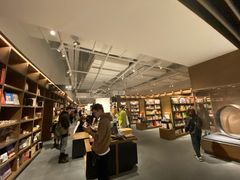 -茑屋书店(天目里店)