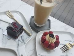 -UNI UNI(环亚凯瑟琳店)