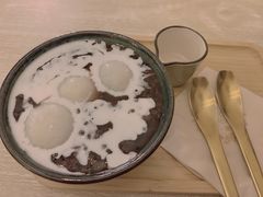 黑糯糯白汤圆-春风·有糖(崇宁路店)