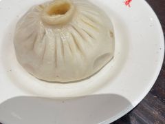 蟹黄大汤包-共和春(甘泉路店)
