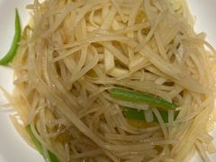 -江渔儿酸菜鱼·拔草餐厅(虎门君乐汇店)