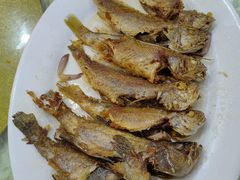 -鹏城人家海鲜酒家·23年老字号(较场尾店)