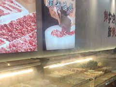 -来龍儿鲜切牛肉自助老火锅