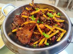 -老码头黑皮肘子锅包肉熏酱水饺(文政街店)