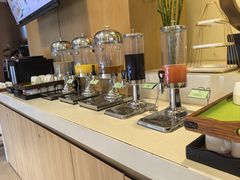 -上海浦东假日酒店逸庭咖啡厅