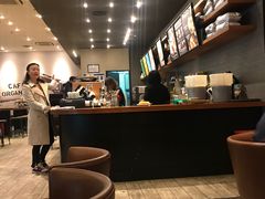 -星巴克(重庆火车北站北广场II店)
