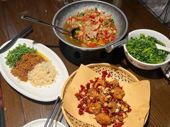 -味上湘菜馆(岳麓山店)