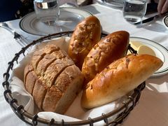 餐前包-Wolfgang’s Steakhouse 沃夫冈牛排馆(上海白玉兰广场店)