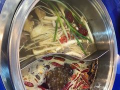 -马路边边火锅串串(观前街店)