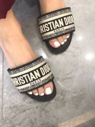 -U+nail优加专业美甲美睫