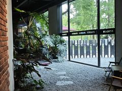 -J Create城市露营咖啡·简餐·宠物(上海动物园店)