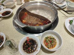 -煲大王猪肚鸡·椰子鸡火锅(红谷滩万达店)