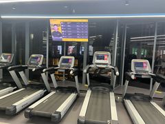 -超鹿运动(五四路恒力城店)