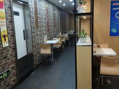 -华莱士·全鸡汉堡(艳粉店)