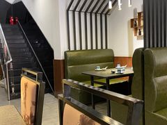 卡座-满庭芳老菜馆(兴隆台街店)