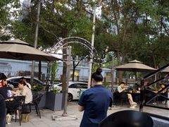 -麦凯伦烧烤·精酿超级工厂店(金桥总店)