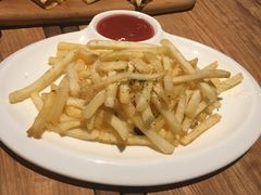 -玛格萝妮(汇智国际商业中心店)