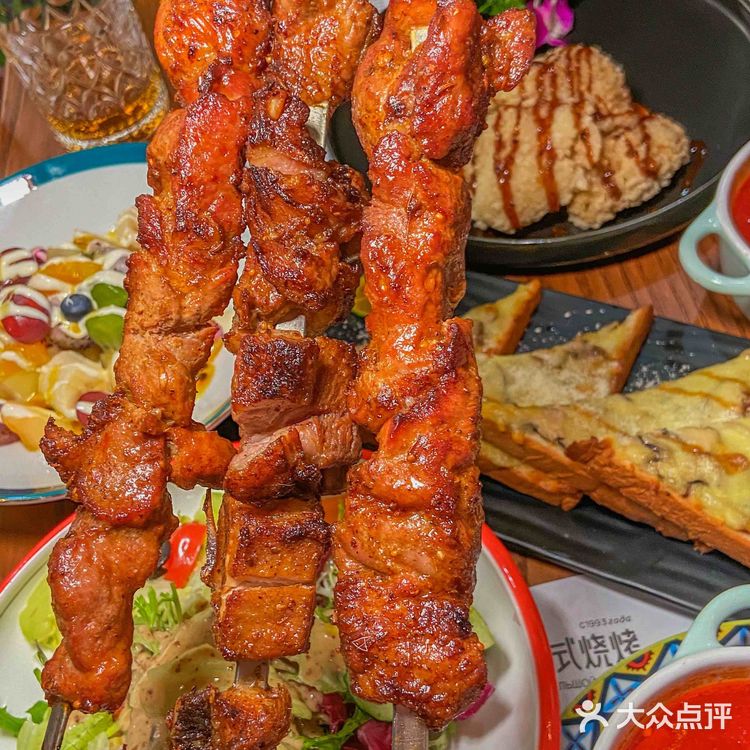 来炫俄罗斯大肉串！