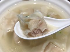 刀鱼馄饨-老半斋(福州路店)