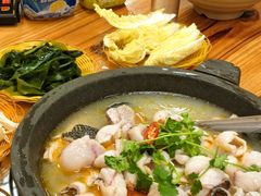 -大鼎石锅鱼(春江里店)