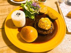 汉堡牛排-Cafe Alice咖啡爱丽丝(奥城店)