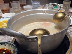 -禄婶鸡煲·打边炉