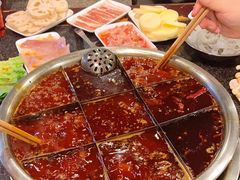 -邓莽子老火锅(中兴路总店)