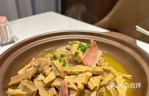 Ham and Bamboo Shoot Stir-fry