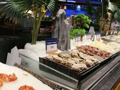-钱小奴海鲜自助黑金店(杭州滨江龙湖店)