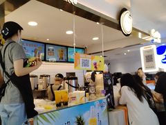 -CoCo都可(湖滨银泰店B区店)