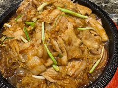 铁板酸菜五花肉-寻北味品味东北(青浦宝龙店)