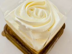 -红宝石·鲜奶小方·海派西点房(南翔店)
