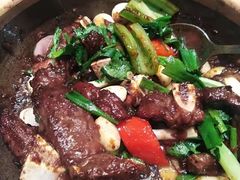 -八府香鸭·啫啫煲(华山路店)