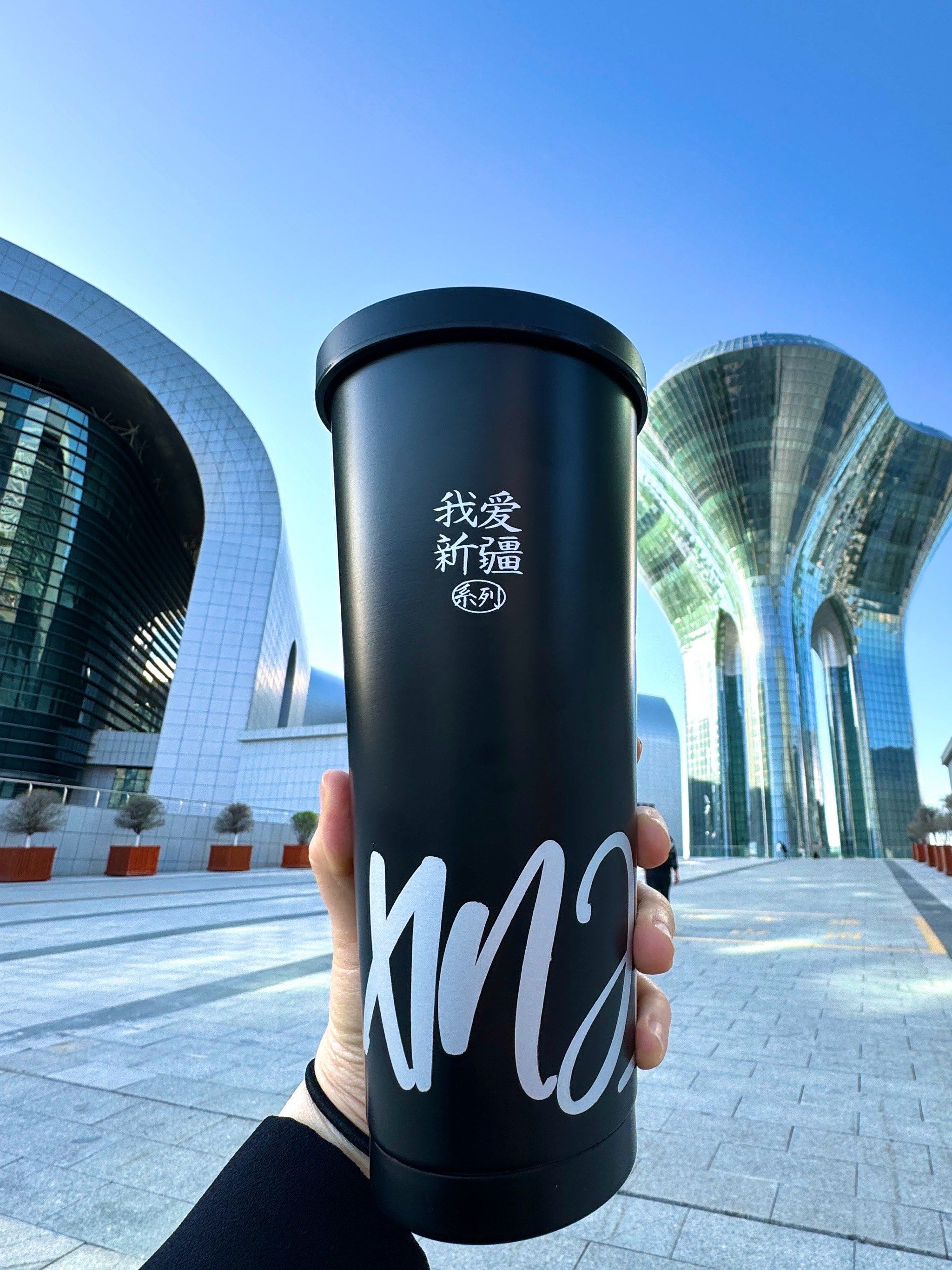 rb奶茶～尤其是最近又出了新的系列,
满满的新疆元素,带一杯各种逛