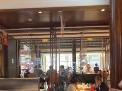-阿瓦山寨·湘菜现炒·剁椒鱼头王(咸阳总店)