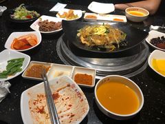 -木槿花韩式炭烤·熟成肉工坊(孙文东路店)