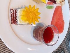 -大中华希尔顿酒店-念自助餐·嗨啤·小龙虾
