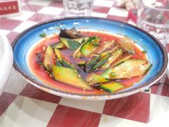 -川流不息·地道川菜·小龙虾(新松江路店)