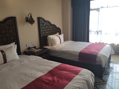 -月亮河温泉度假酒店