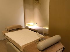 -左右Massage/Spa(长寿路店)