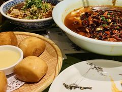 冒五花肉-辛香汇(飞洲店)