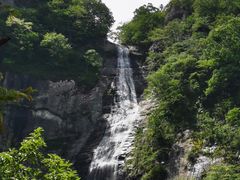 -燕子河大峡谷天坑仙境