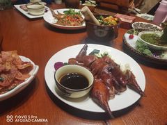 -老滇山寨•云南特色菜•地方菜•民族风情歌舞表演(金碧店)