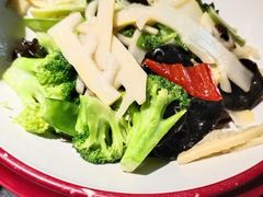 -麻六记(凤凰汇店)