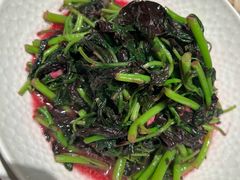 清炒苋菜-鑫小城故事·藕汤·家常菜(台北一路总店)