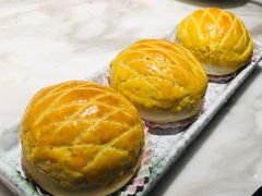 酥皮水牛奶菠萝包-陶陶居酒家(海岸城店)