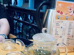 -猫的天空之城概念书店(杭州南宋御街店)