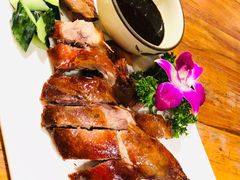 脆皮小刀鸭-老滇山寨•云南特色菜•地方菜•民族风情歌舞表演(金碧店)