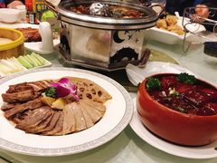 -鑫皇朝酒店(建设一路店)