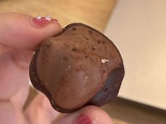 坚果三姐妹牛奶扁桃仁夹心巧克力-Laderach 莱德拉(上海环贸iapm店)